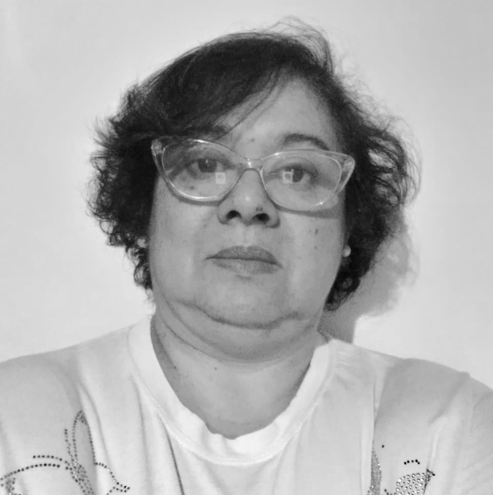Lic. INSAURRALDE, Lucrecia